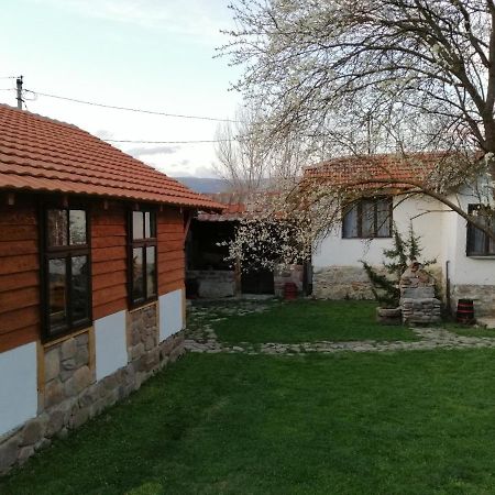 Villa Etno Kuca Nikolov à Dimitrovgrad Extérieur photo