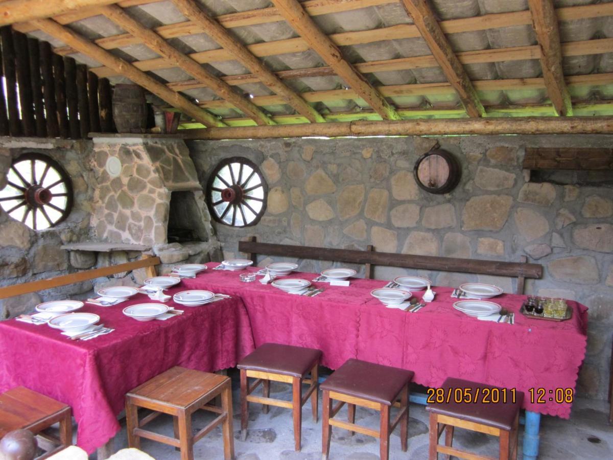 Villa Etno Kuca Nikolov à Dimitrovgrad Extérieur photo